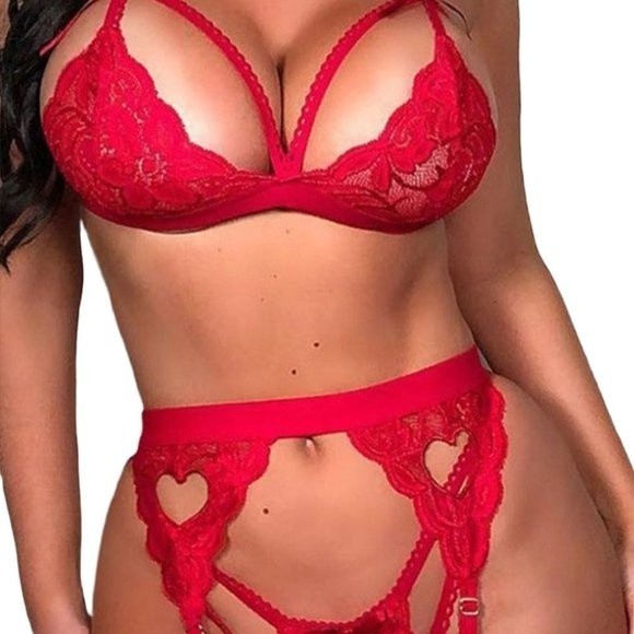 Red 3pcs Lace Cut-out Lingerie Set with Garter Belt - Picture 3 of 3
